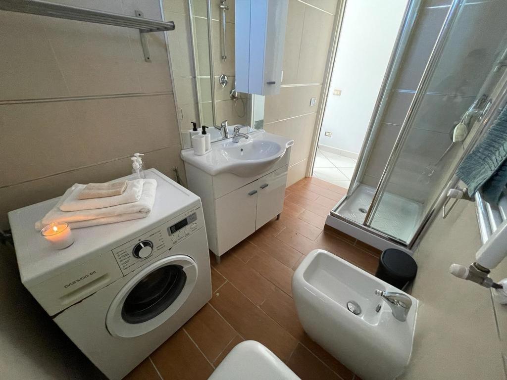 The Sea House Apartment Фиумичино Екстериор снимка